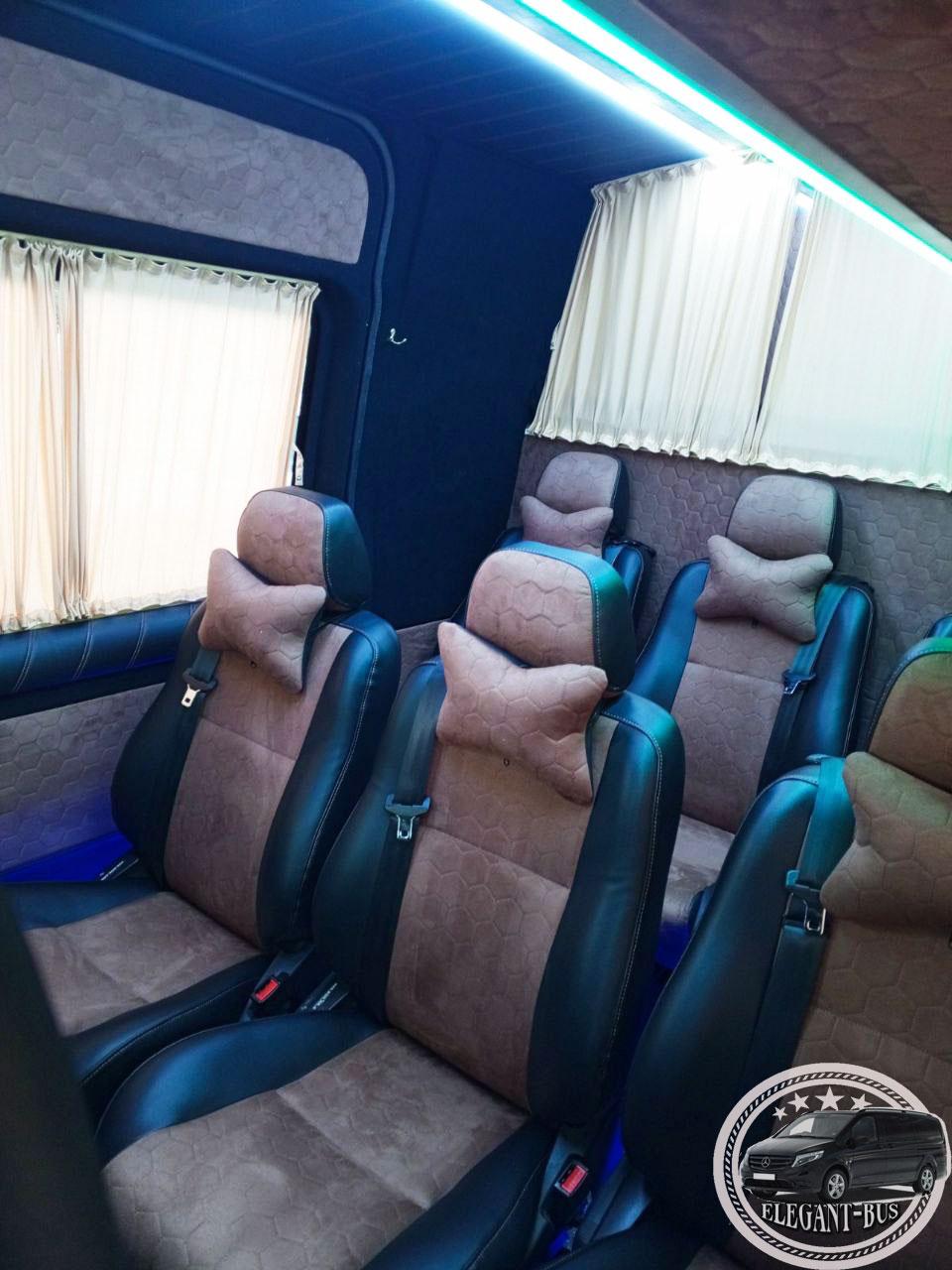 Обшивка салону Mercedes Sprinter 2021